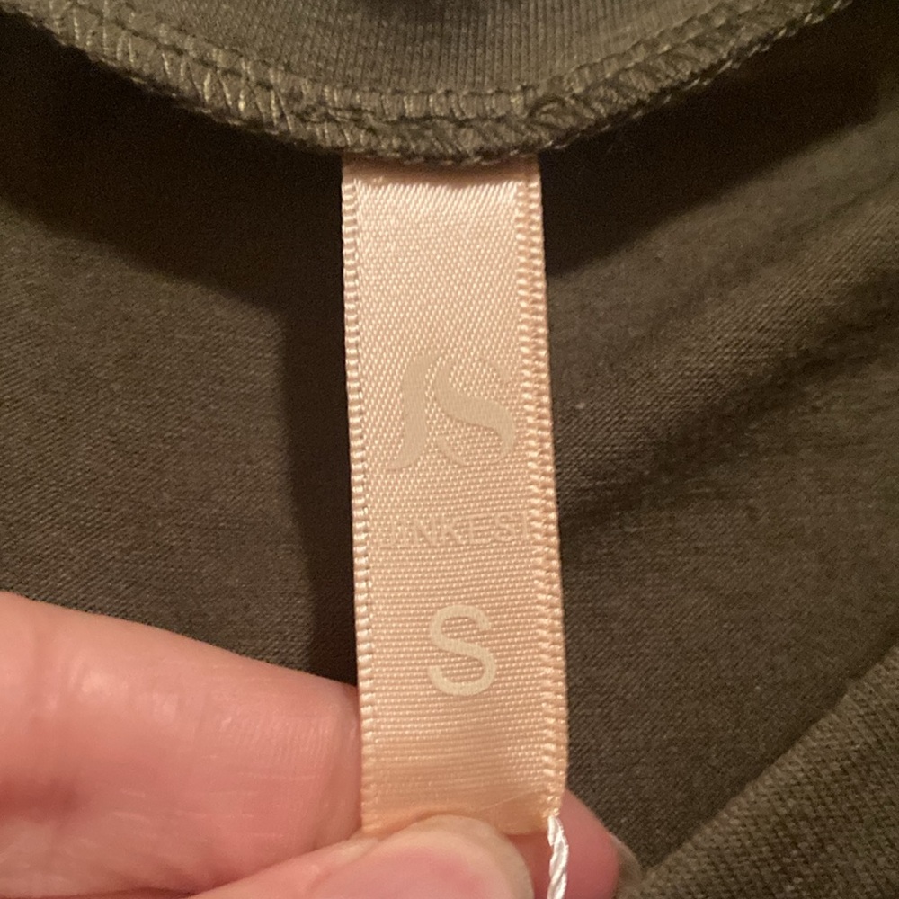 NWT Army Green Crop Top - Picture 2 of 9